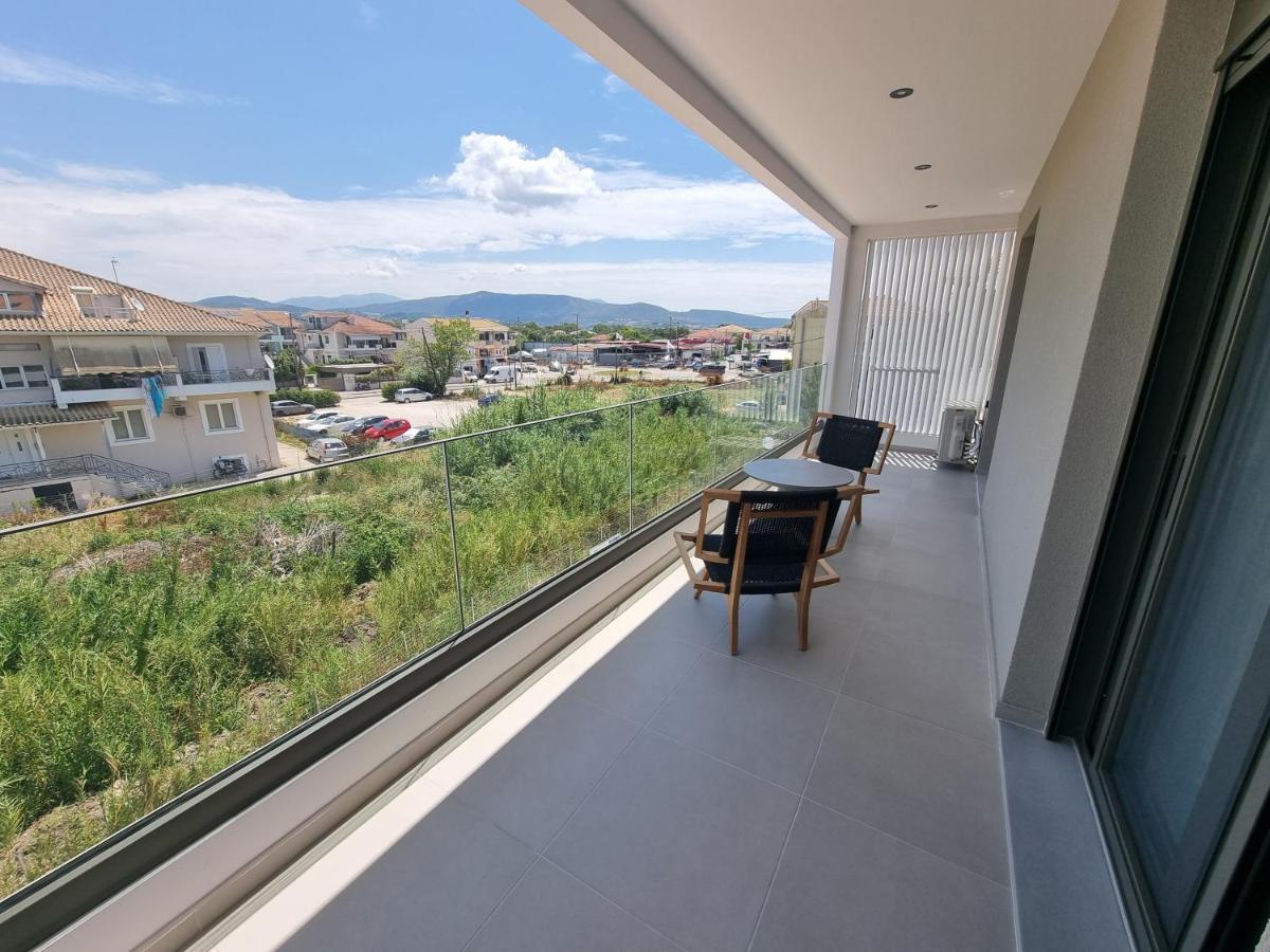 Achillion Suites Lefkada City Ngoại thất bức ảnh