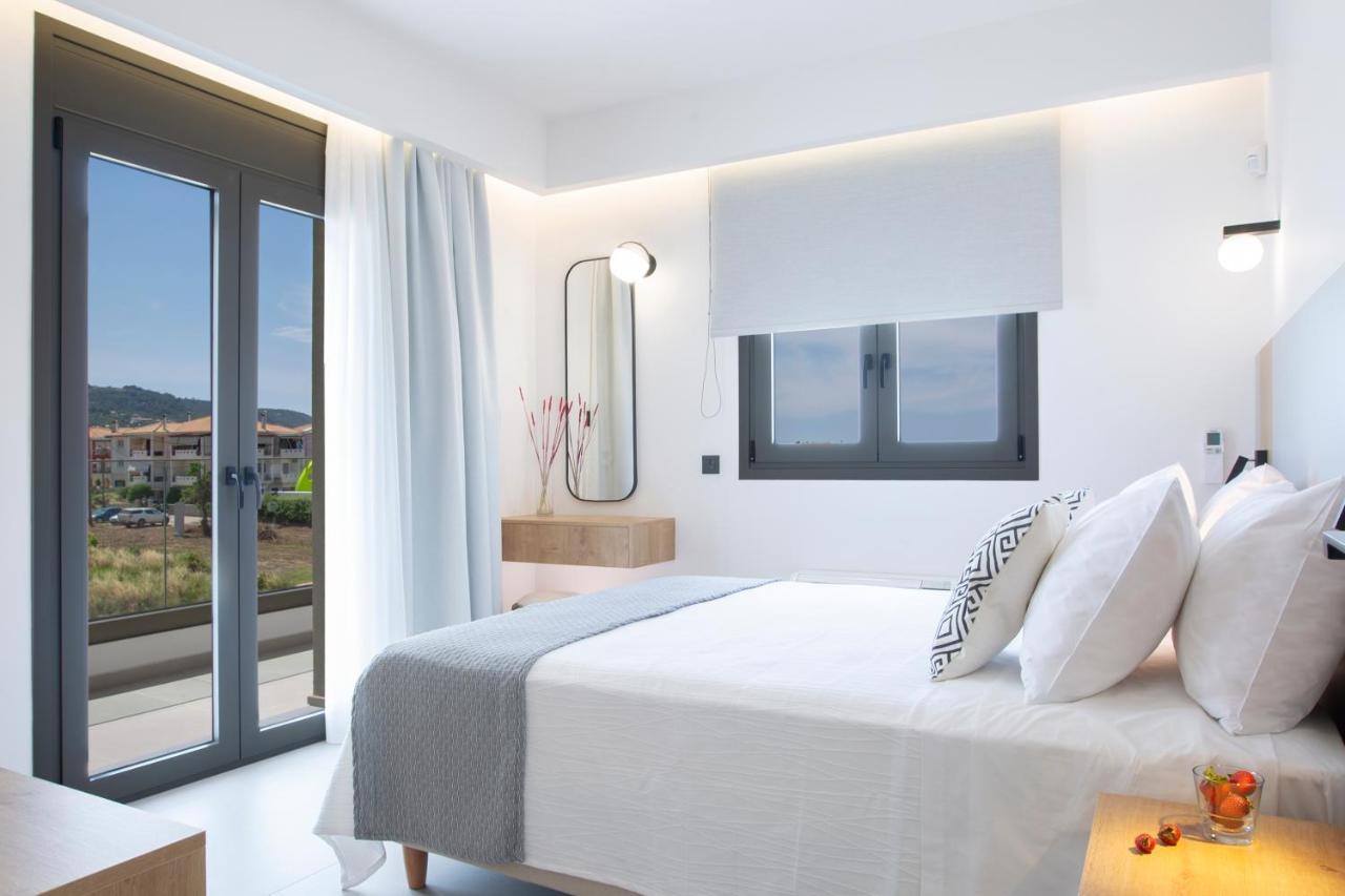 Achillion Suites Lefkada City Ngoại thất bức ảnh