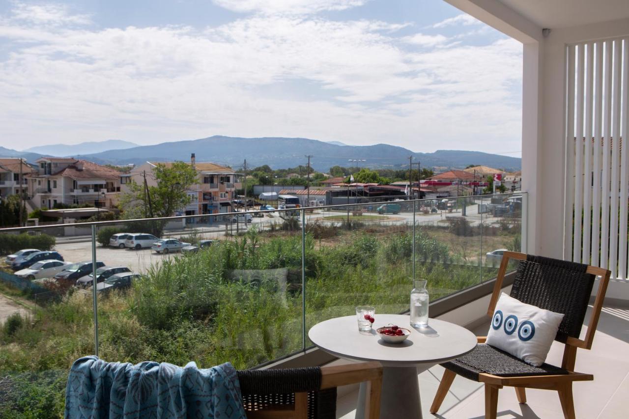 Achillion Suites Lefkada City Ngoại thất bức ảnh