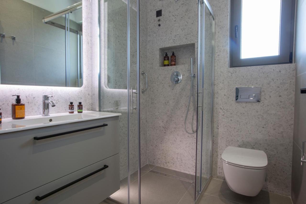 Achillion Suites Lefkada City Ngoại thất bức ảnh